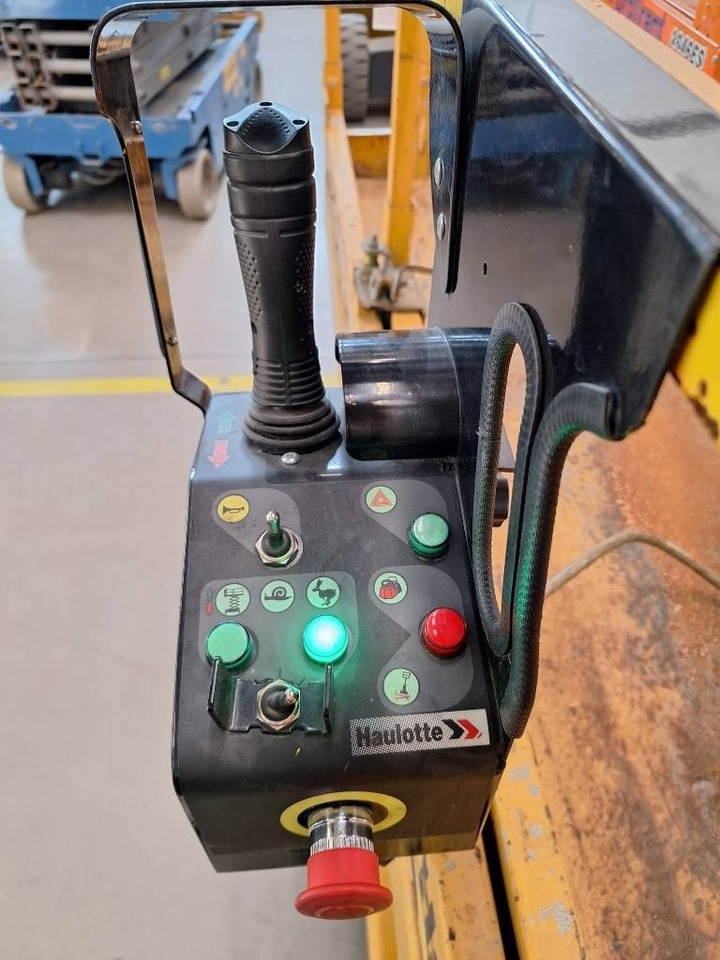 Käärlift Haulotte Compact 12: pilt 6