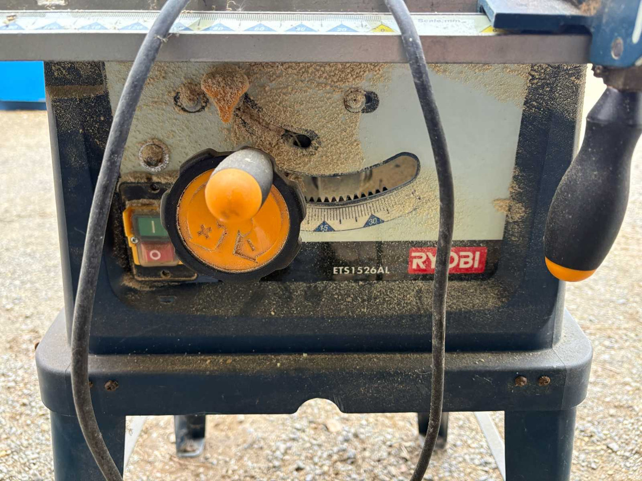 Circular Saw Ryobi ETS1526AL - Tööriist/ Seadmed: pilt 5 Circular Saw Ryobi ETS1526AL - Tööriist/ Seadmed: pilt 5