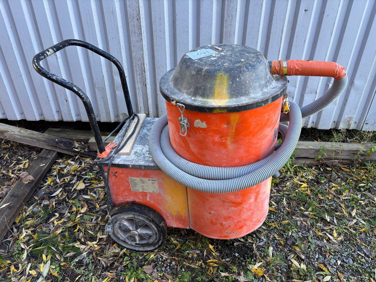 Industrial vacuum cleaner Kiekens B-192 - Tööstuslik tolmuimeja: pilt 1 Industrial vacuum cleaner Kiekens B-192 - Tööstuslik tolmuimeja: pilt 1