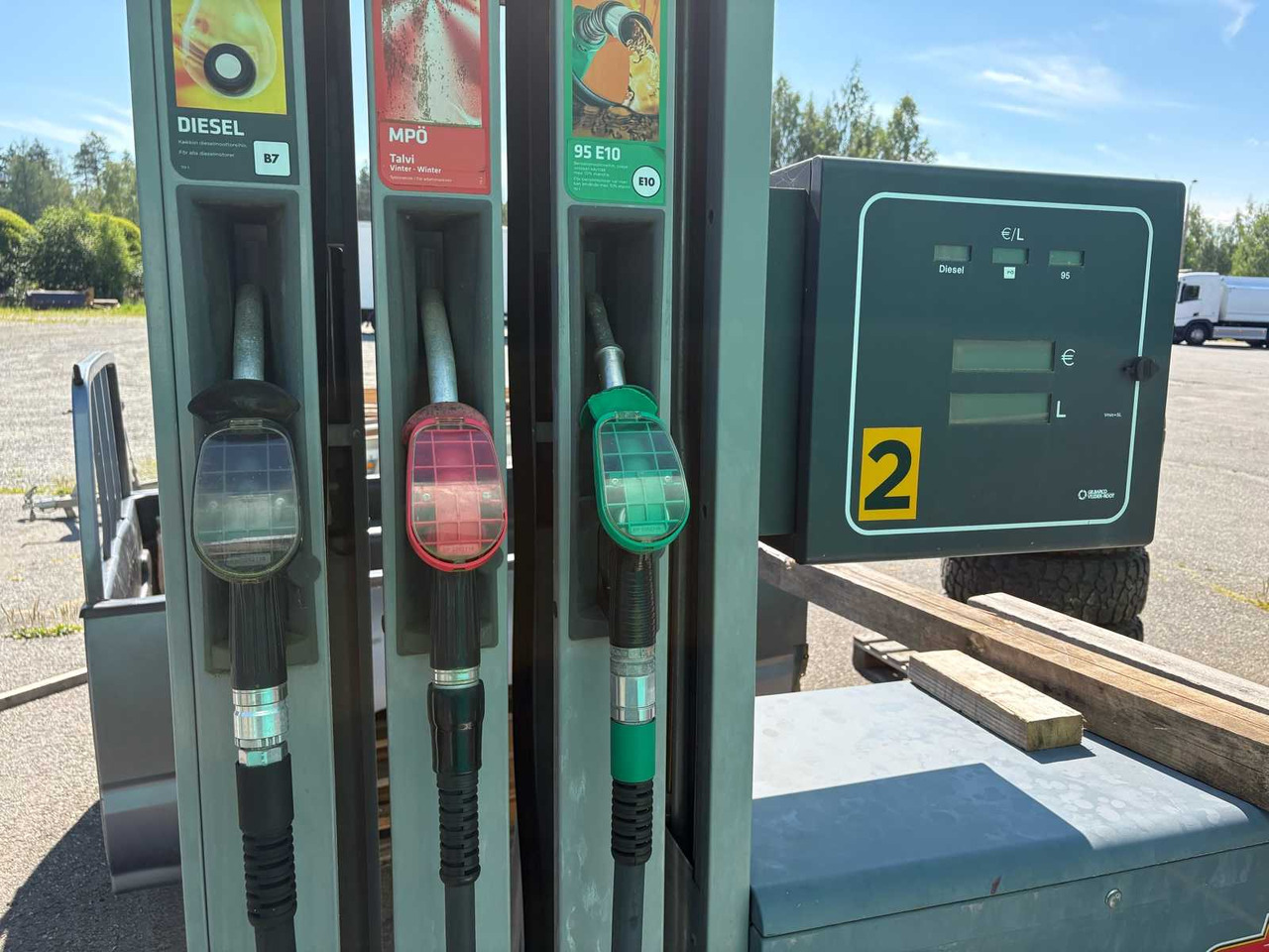 Fuel station SK700-2 - Muu seadmestik: pilt 1 Fuel station SK700-2 - Muu seadmestik: pilt 1