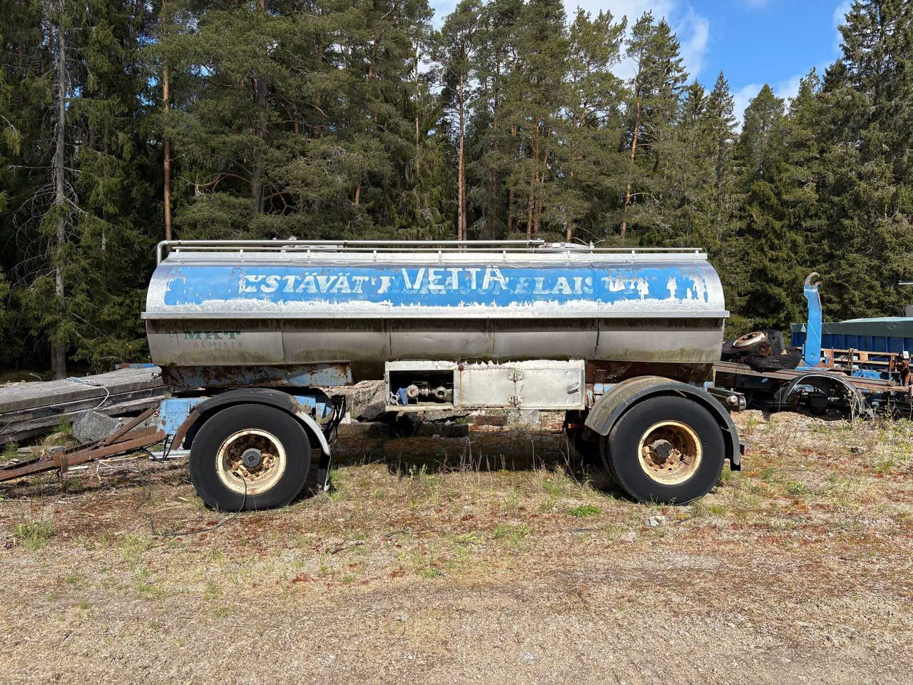 Tank trailer 10000L - Muu seadmestik: pilt 2 Tank trailer 10000L - Muu seadmestik: pilt 2