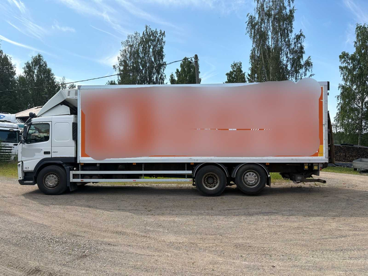 Refrigerated truck Volvo FM-FM 62R B- 6*2/560 + 137 12.8 - Külmutiga veoauto: pilt 5 Refrigerated truck Volvo FM-FM 62R B- 6*2/560 + 137 12.8 - Külmutiga veoauto: pilt 5