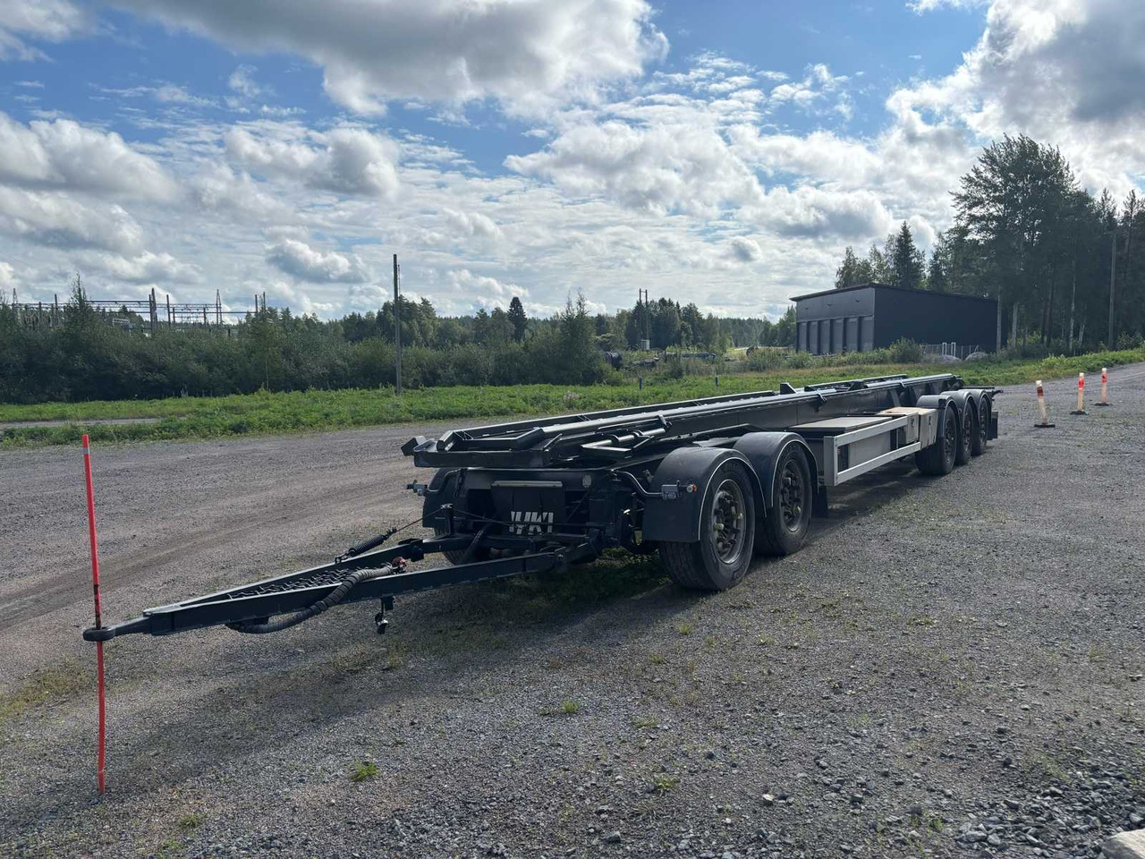 Trailer Jyki V52-W0 - Auto järelhaagis: pilt 3 Trailer Jyki V52-W0 - Auto järelhaagis: pilt 3
