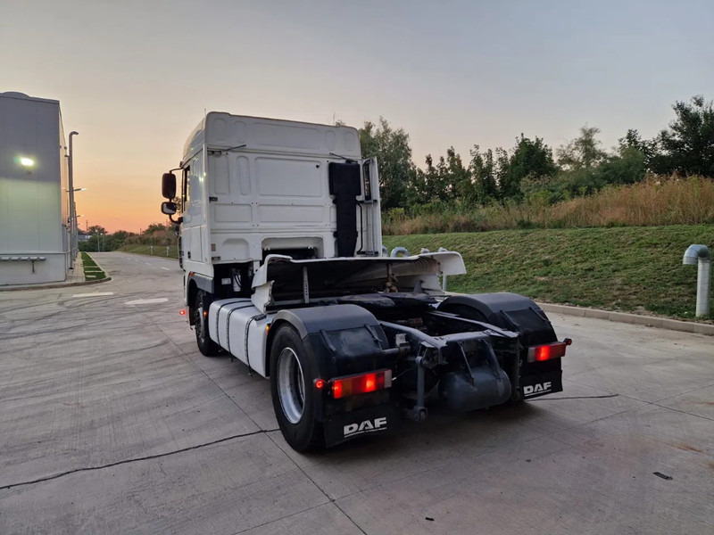 DAF XF 105.460 - Laotraktor: pilt 4 DAF XF 105.460 - Laotraktor: pilt 4
