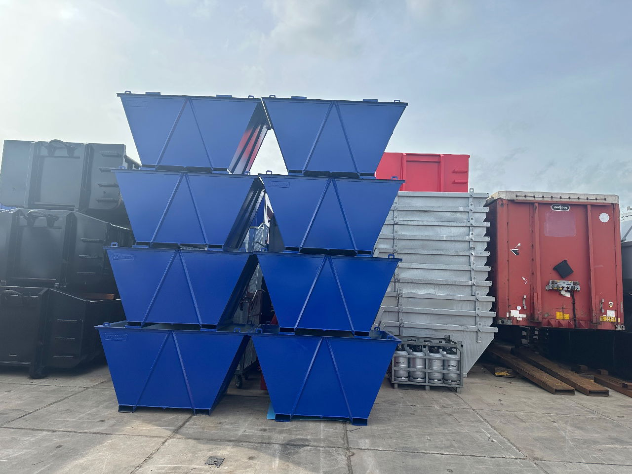 Sidalco 2 m3 sorteer bakjes - Liftdumper konteiner: pilt 3 Sidalco 2 m3 sorteer bakjes - Liftdumper konteiner: pilt 3