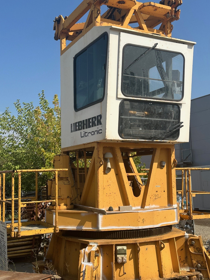 LIEBHERR 280 EC-H12 Litronic - Tornkraana: pilt 1 LIEBHERR 280 EC-H12 Litronic - Tornkraana: pilt 1