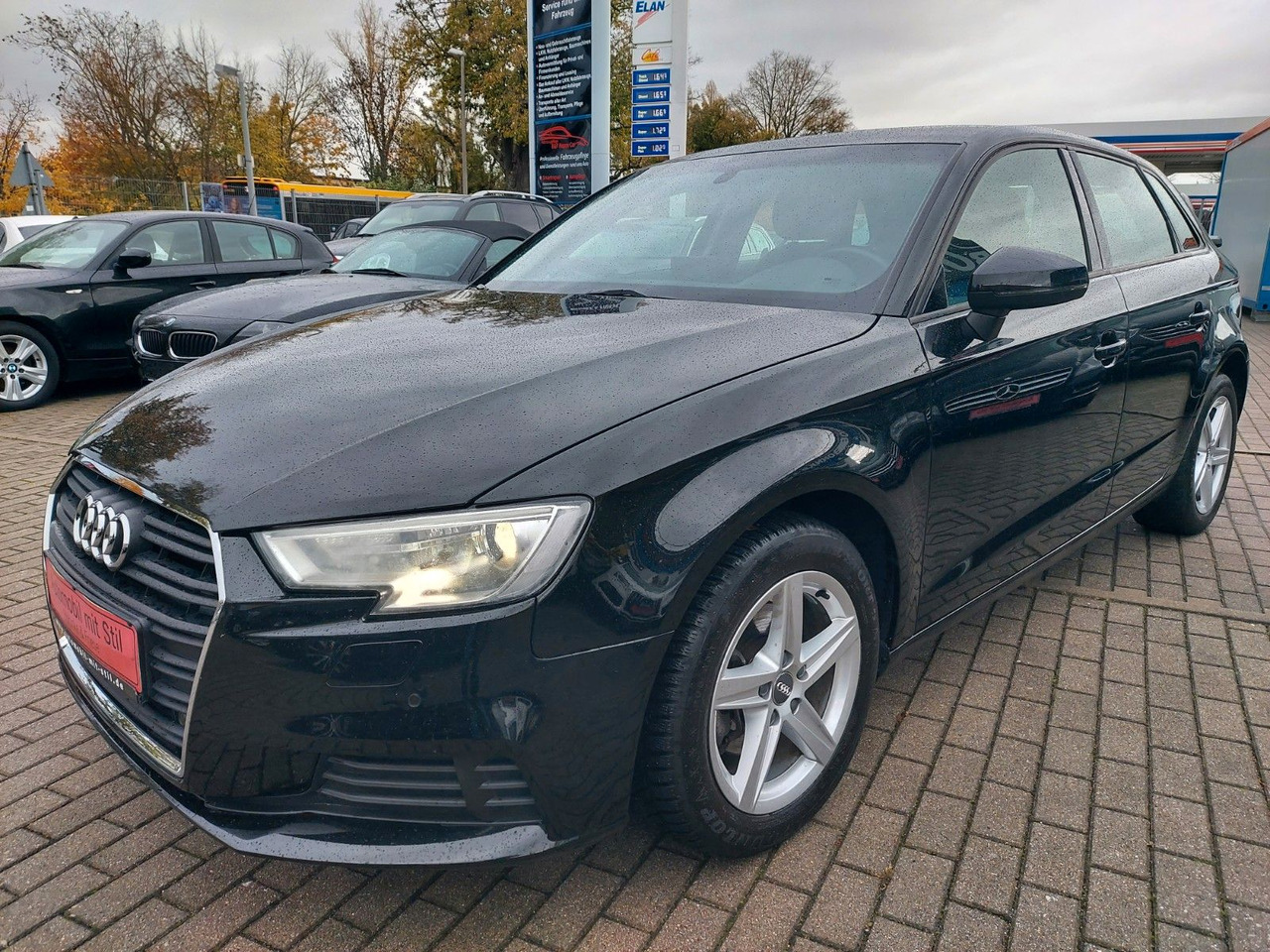 Audi A3 Sportback Xenon Navi Tempo PDC AHK - Universaal: pilt 4 Audi A3 Sportback Xenon Navi Tempo PDC AHK - Universaal: pilt 4