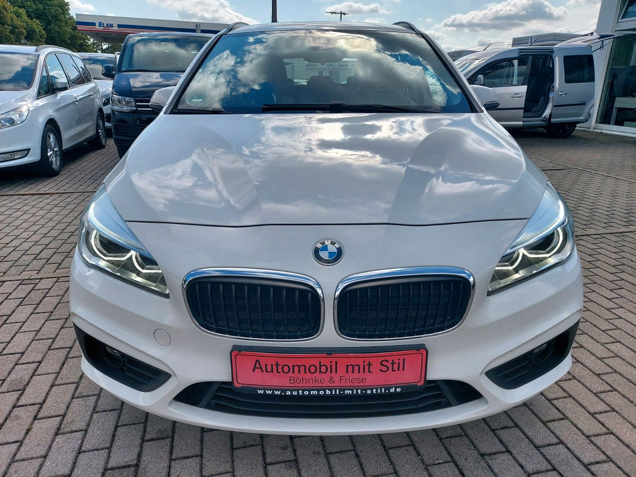BMW 218 Baureihe 2 Active Tourer Autom Advant. LED - Universaal: pilt 4 BMW 218 Baureihe 2 Active Tourer Autom Advant. LED - Universaal: pilt 4