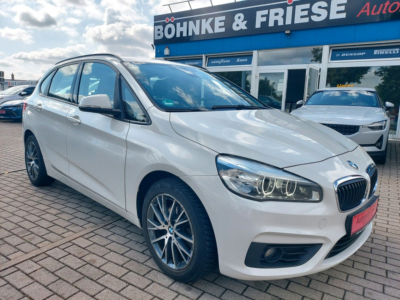 BMW 218 Baureihe 2 Active Tourer Autom Advant. LED - Universaal: pilt 3 BMW 218 Baureihe 2 Active Tourer Autom Advant. LED - Universaal: pilt 3