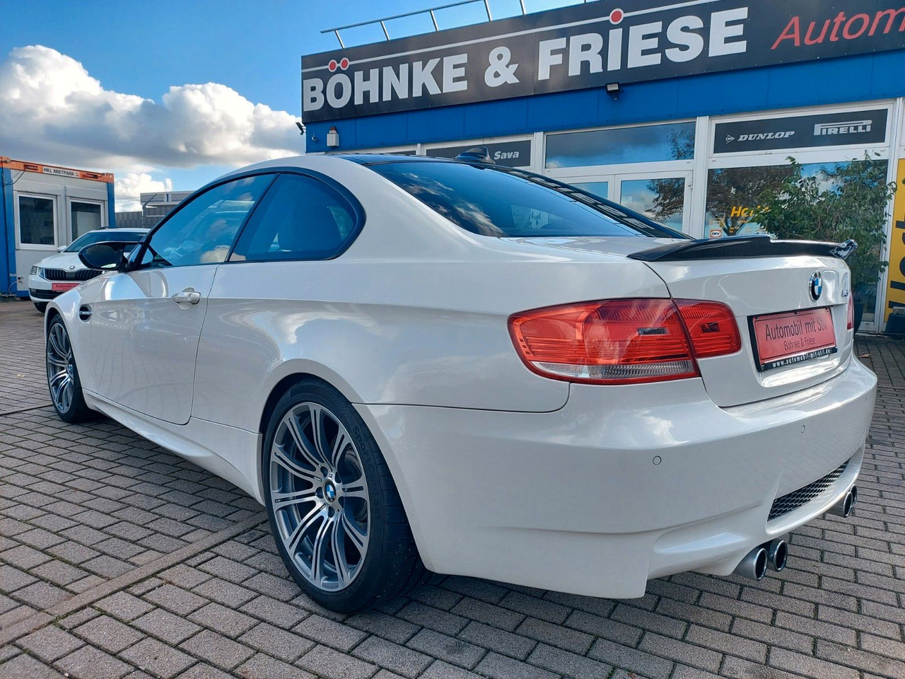 BMW M3 Coupe M-Sport Leder Xenon Navi PDC - Kupee: pilt 4 BMW M3 Coupe M-Sport Leder Xenon Navi PDC - Kupee: pilt 4