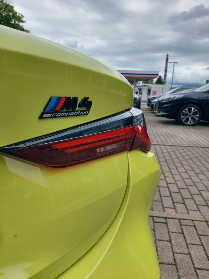BMW M4 Cabrio G83 xDrive Competition M-Sport H&K - Auto: pilt 2 BMW M4 Cabrio G83 xDrive Competition M-Sport H&K - Auto: pilt 2