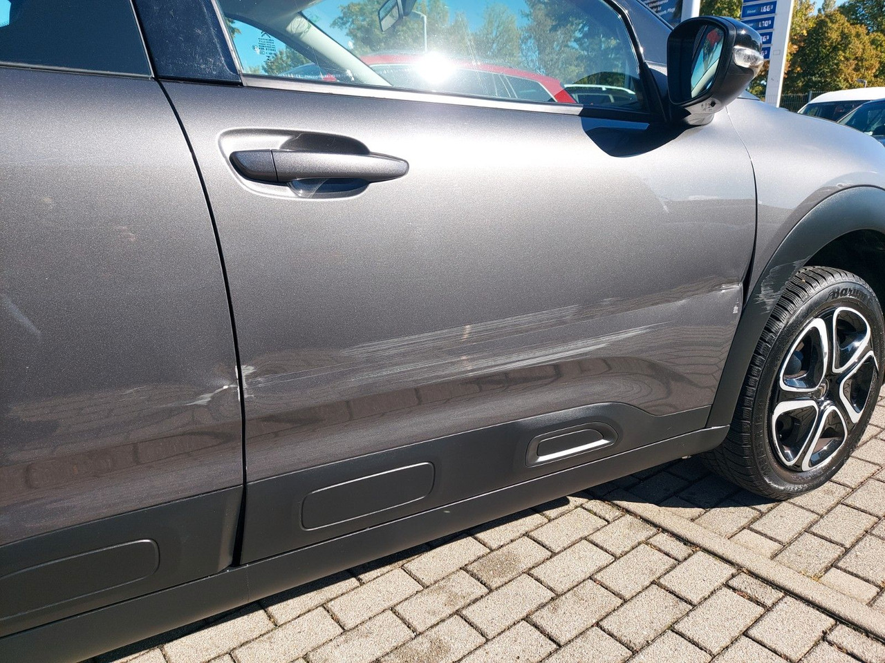 Citroën C4 Cactus Feel DAB Klima Sitzheizung PDC - Sedaan: pilt 2 Citroën C4 Cactus Feel DAB Klima Sitzheizung PDC - Sedaan: pilt 2