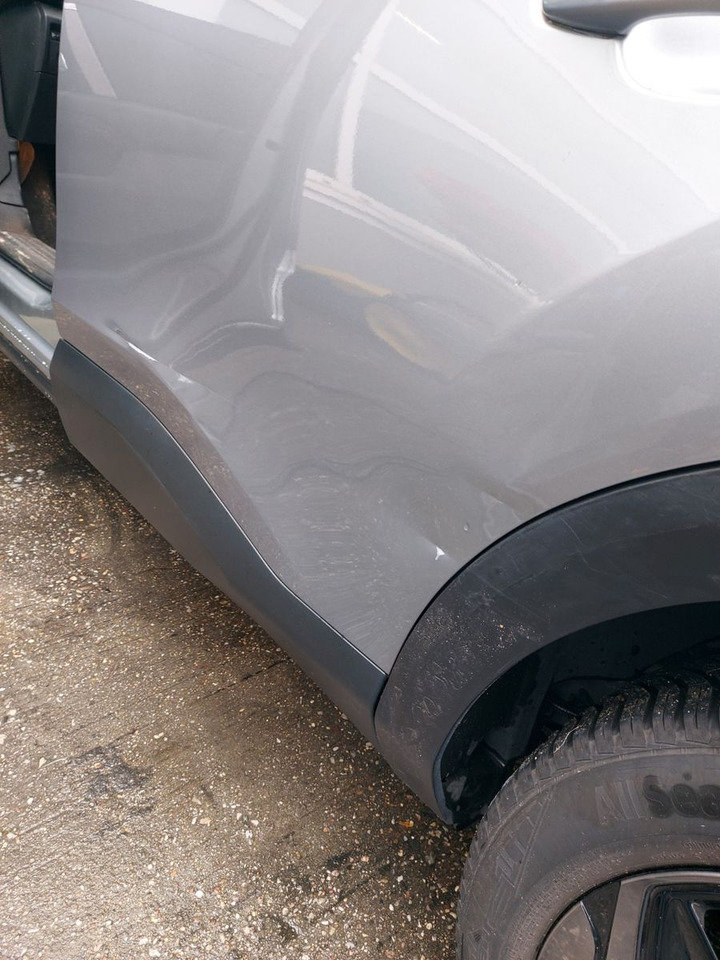 Maastur Citroën C4 Lim. Shine Automatik Leder Navi LED uvm.: pilt 18