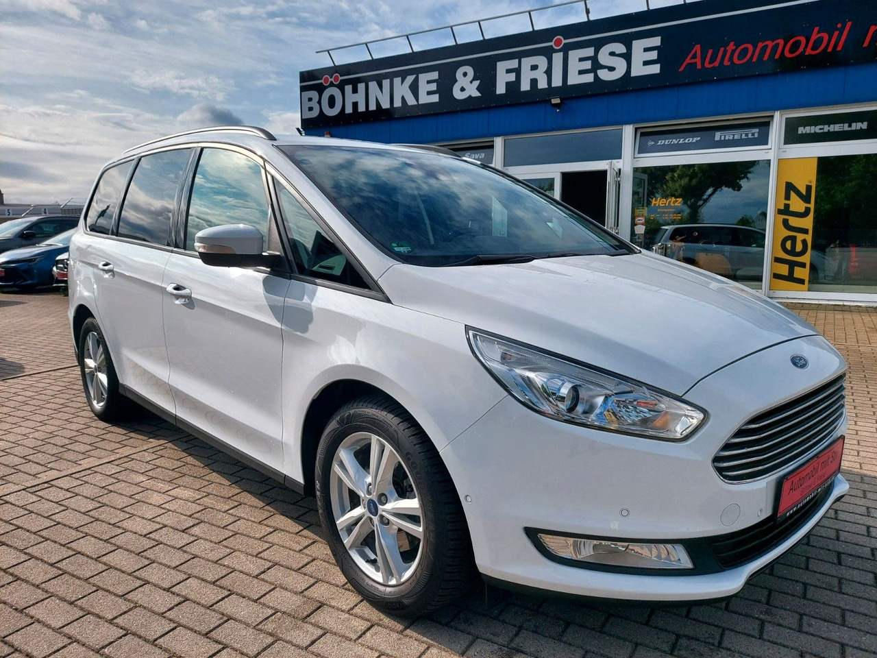 Ford Galaxy 7 Sitze Navi Kamera Tempo SignAssist - Mikrobuss: pilt 1 Ford Galaxy 7 Sitze Navi Kamera Tempo SignAssist - Mikrobuss: pilt 1