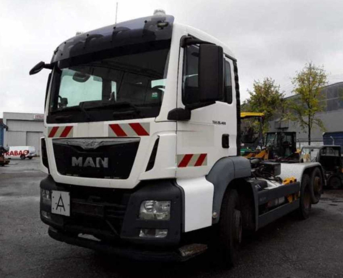 MAN 26.400 ABROLLER HIAB - Konkstõstukiga veoauto: pilt 1 MAN 26.400 ABROLLER HIAB - Konkstõstukiga veoauto: pilt 1