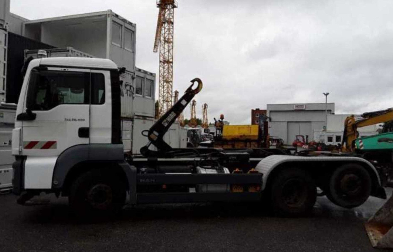 MAN 26.400 ABROLLER HIAB - Konkstõstukiga veoauto: pilt 3 MAN 26.400 ABROLLER HIAB - Konkstõstukiga veoauto: pilt 3