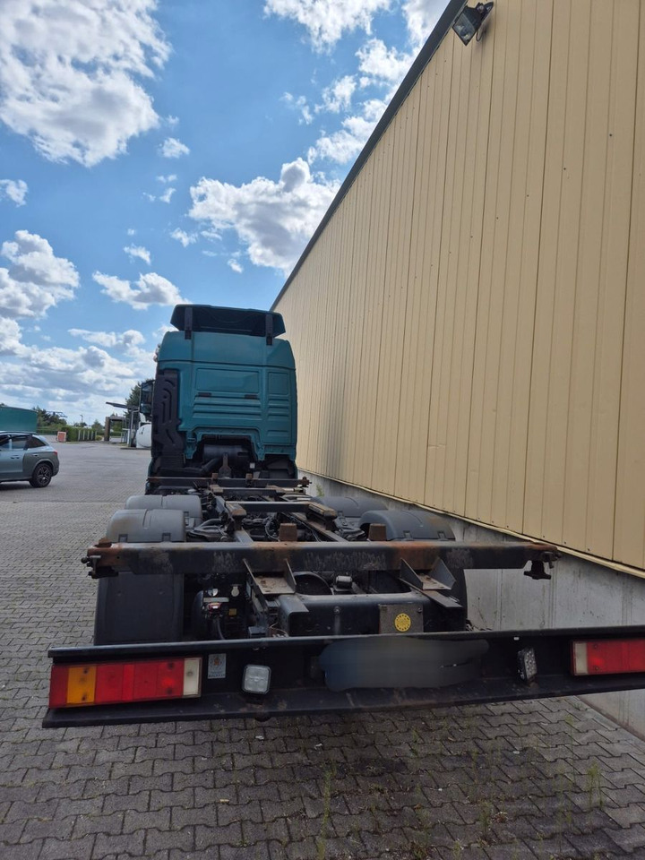 MAN TGX 26.460 Krone Wechsel - Brücke Lift / Luft - Kabiinišassiiga veoauto: pilt 3 MAN TGX 26.460 Krone Wechsel - Brücke Lift / Luft - Kabiinišassiiga veoauto: pilt 3