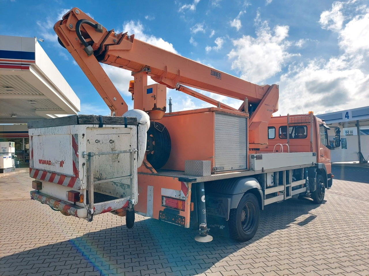 Mercedes-Benz ATEGO 1323 HUBSTEIGER WUMAG WT220H - Veoautolt tõusev platvorm: pilt 4 Mercedes-Benz ATEGO 1323 HUBSTEIGER WUMAG WT220H - Veoautolt tõusev platvorm: pilt 4