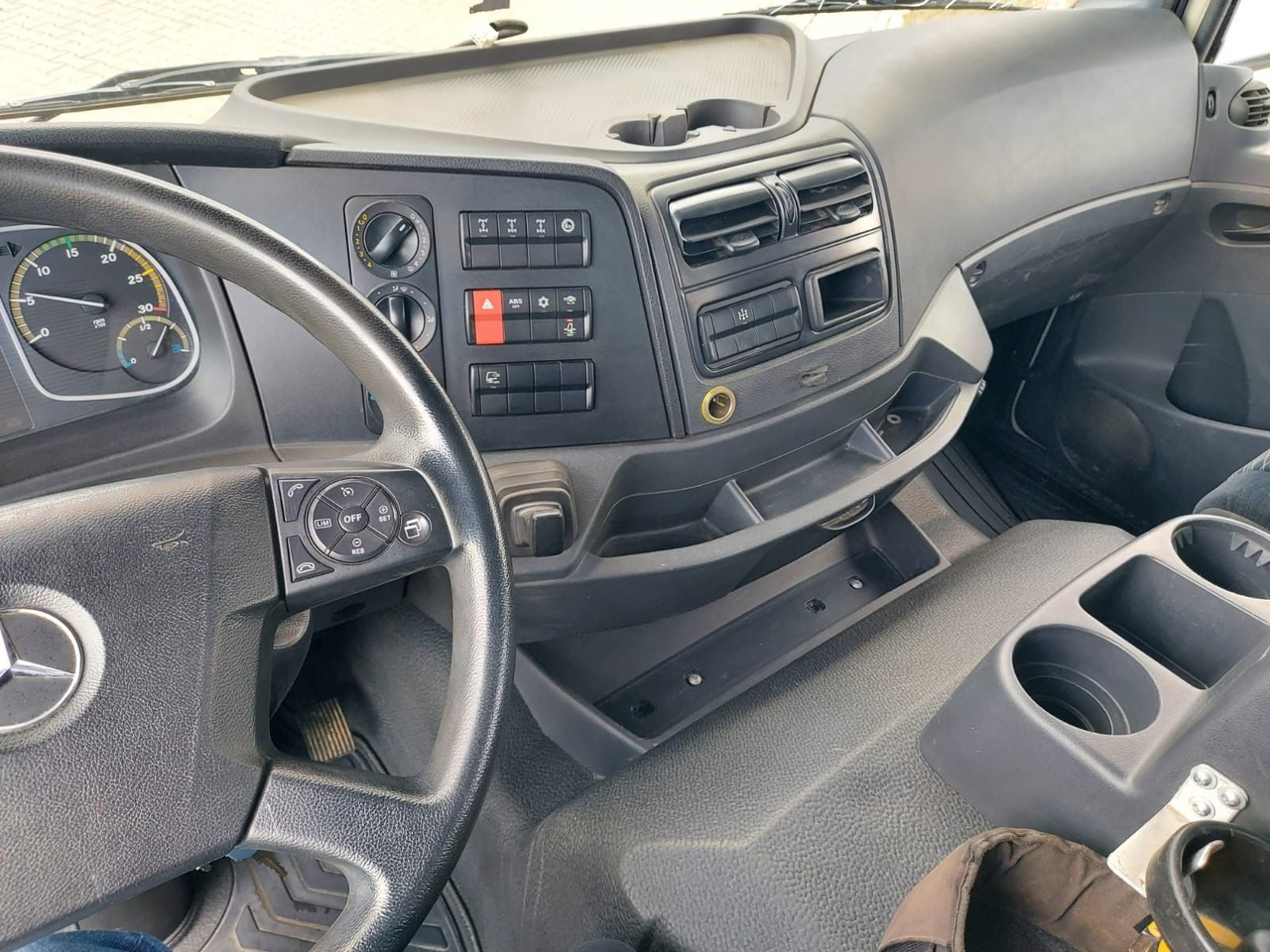 Mercedes-Benz Atego / 1324 MEILER 4X4 KRAN ATLAS 116.3 liising Mercedes-Benz Atego / 1324 MEILER 4X4 KRAN ATLAS 116.3: pilt 22