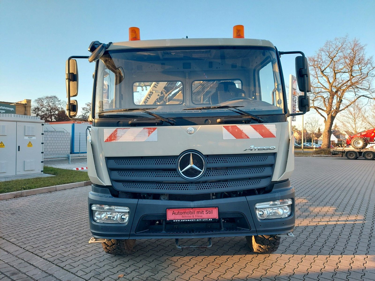 Mercedes-Benz Atego / 1324 MEILLER 4X4 KRAN ATLAS 116.3 Kipper - Kallurauto, Kraanaga veoauto: pilt 4 Mercedes-Benz Atego / 1324 MEILLER 4X4 KRAN ATLAS 116.3 Kipper - Kallurauto, Kraanaga veoauto: pilt 4