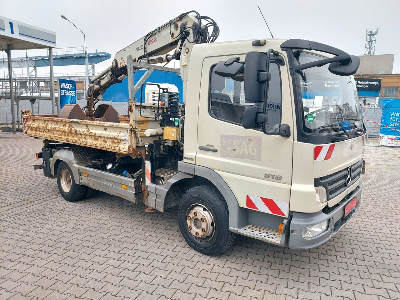 Mercedes-Benz Atego 2 4-Zyl. 4x2 918 TEREX KRAN 3-Seiten Kipp Mercedes-Benz Atego 2 4-Zyl. 4x2 918 TEREX KRAN 3-Seiten Kipp - Kallurauto, Kraanaga veoauto: pilt 4 Mercedes-Benz Atego 2 4-Zyl. 4x2 918 TEREX KRAN 3-Seiten Kipp Mercedes-Benz Atego 2 4-Zyl. 4x2 918 TEREX KRAN 3-Seiten Kipp - Kallurauto, Kraanaga veoauto: pilt 4