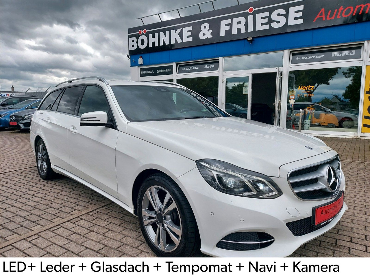 Mercedes-Benz E 220 E -Klasse T 220CDI LED Glasdach Leder Navi - Auto: pilt 1 Mercedes-Benz E 220 E -Klasse T 220CDI LED Glasdach Leder Navi - Auto: pilt 1