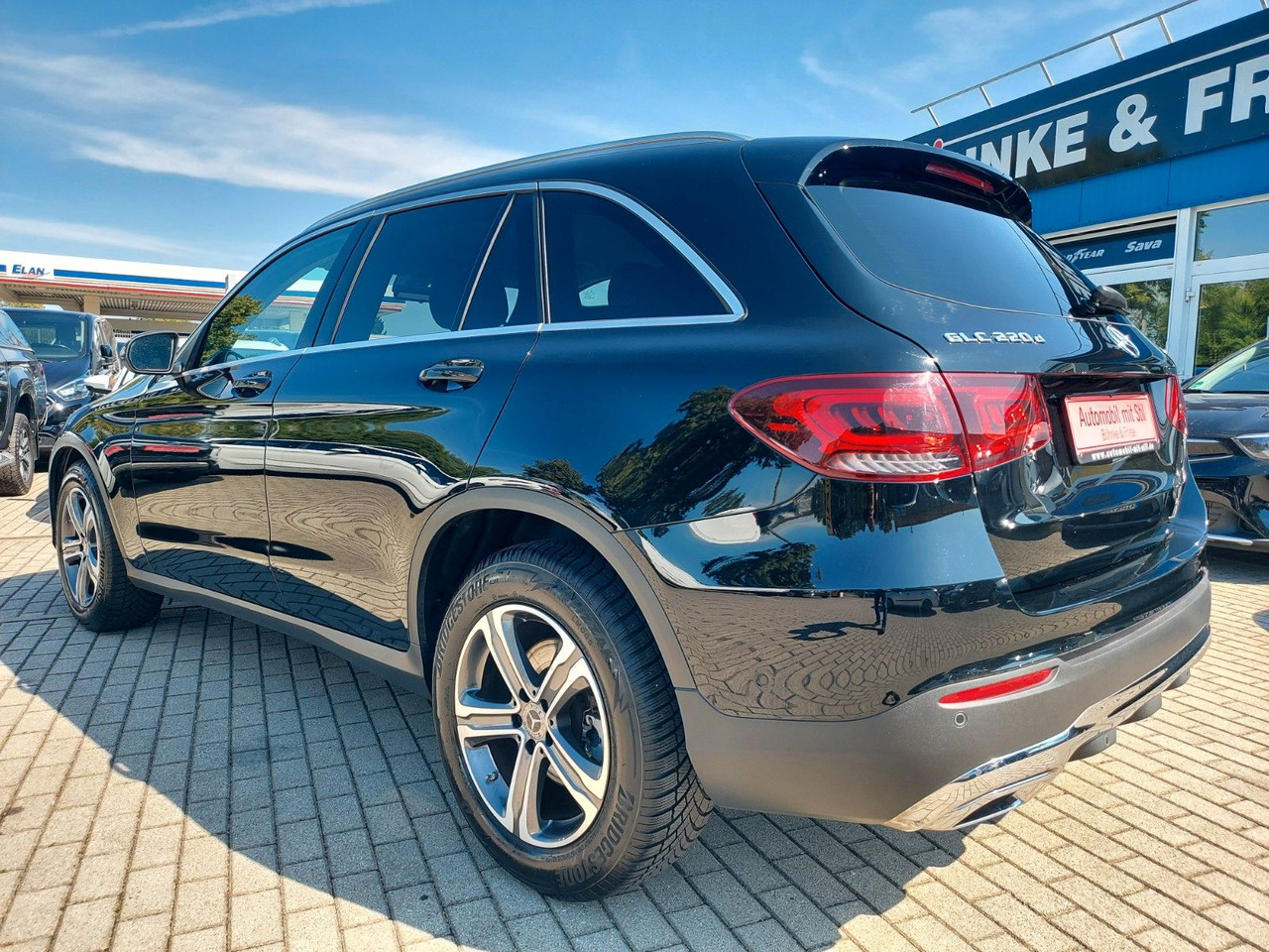 Mercedes-Benz GLC 220 d 4Matic 4x4 LED MBUX Navi Kamera PDC - Maastur: pilt 4 Mercedes-Benz GLC 220 d 4Matic 4x4 LED MBUX Navi Kamera PDC - Maastur: pilt 4