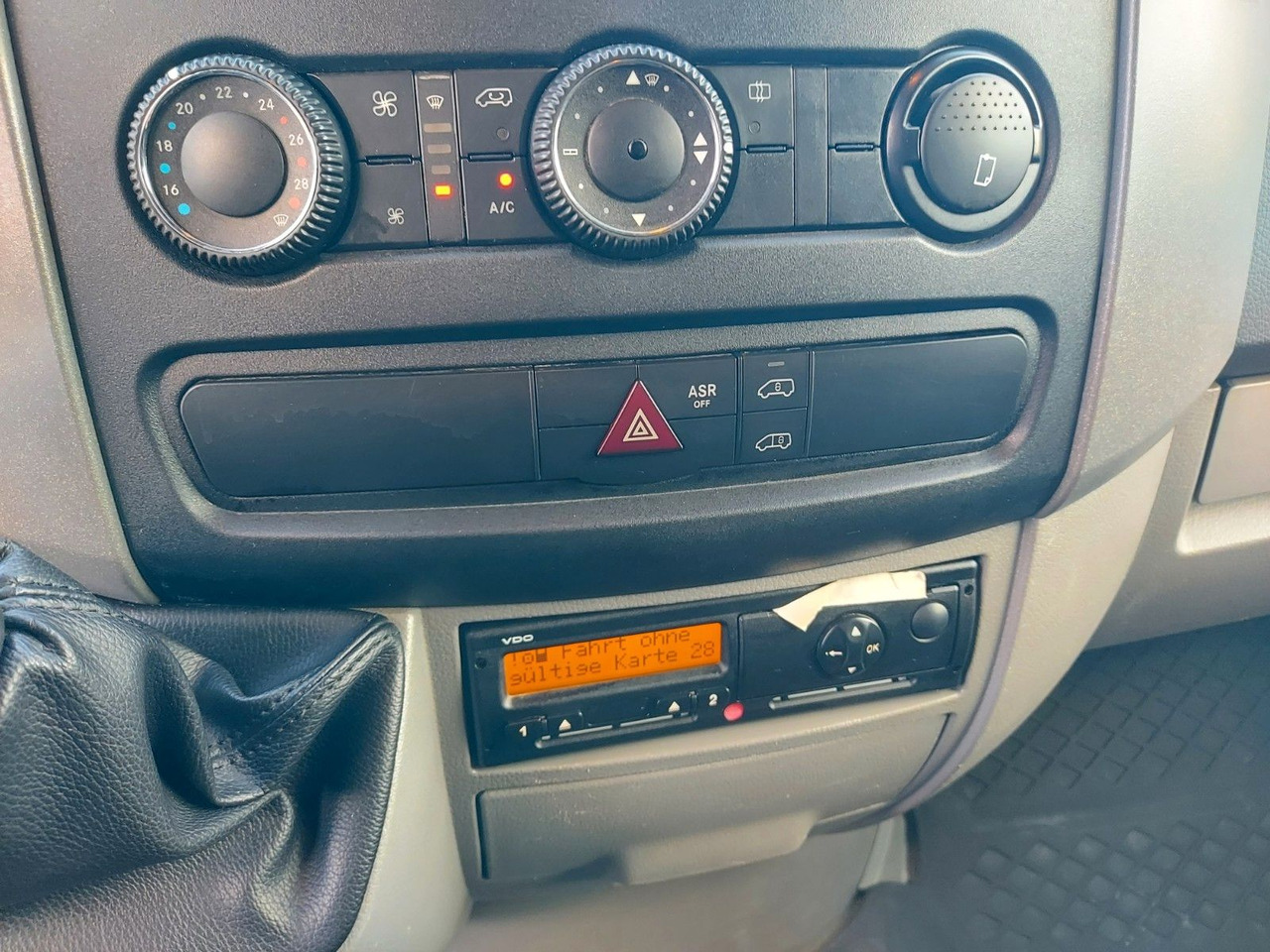 Mercedes-Benz Sprinter II Kasten 516 5T KLIMA AHK MAXI - Kaubik: pilt 4 Mercedes-Benz Sprinter II Kasten 516 5T KLIMA AHK MAXI - Kaubik: pilt 4