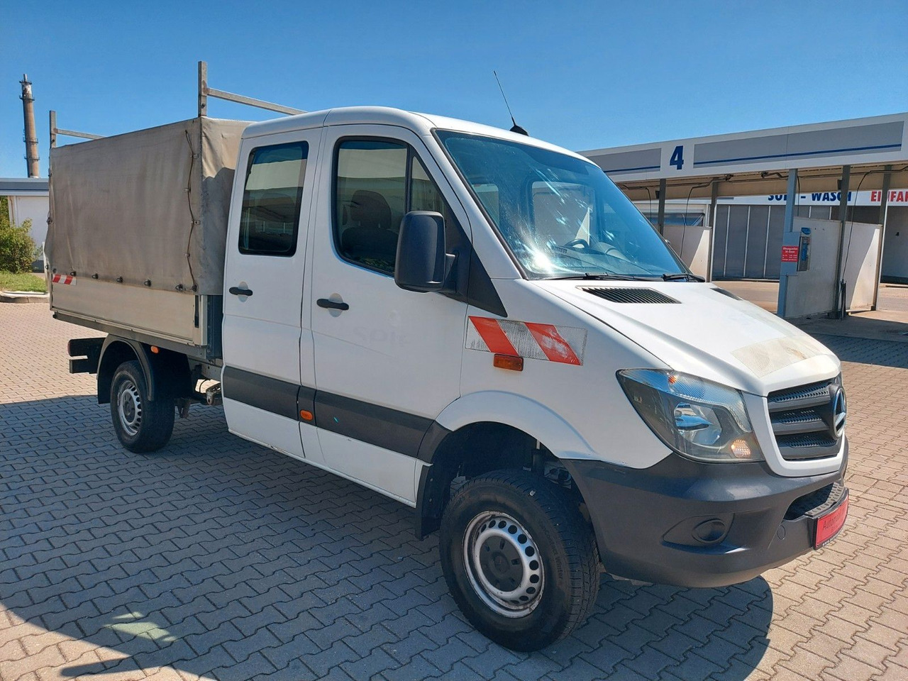Mercedes-Benz Sprinter II Pritsche DoKa 6 Sitze 316 CDI 4X4 - Mikrobuss: pilt 1 Mercedes-Benz Sprinter II Pritsche DoKa 6 Sitze 316 CDI 4X4 - Mikrobuss: pilt 1