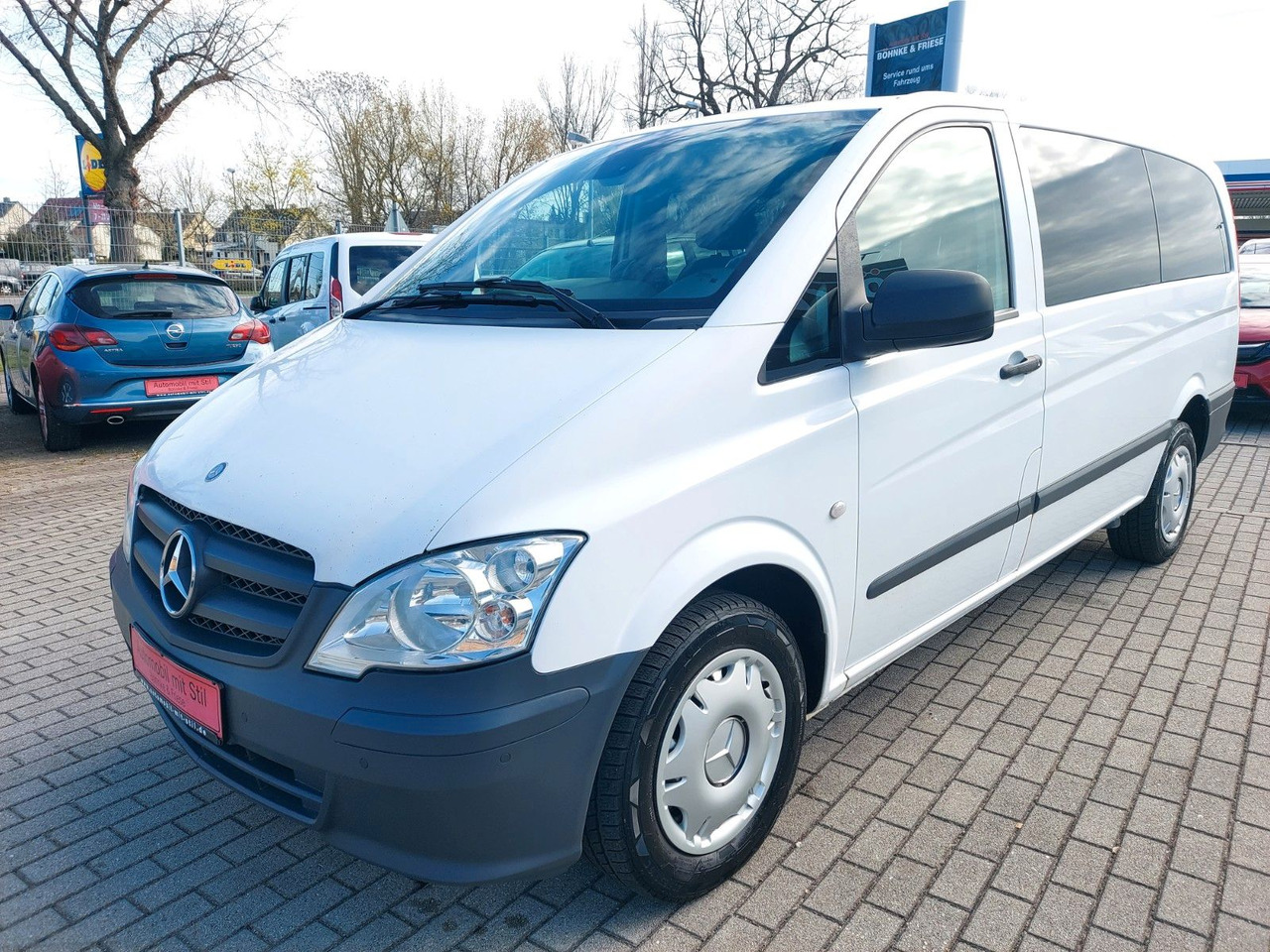 Mercedes-Benz Vito V6 165 KW 224 PS KLIMA Standheiz. SHZ TEMPO - Mikrobuss: pilt 4 Mercedes-Benz Vito V6 165 KW 224 PS KLIMA Standheiz. SHZ TEMPO - Mikrobuss: pilt 4