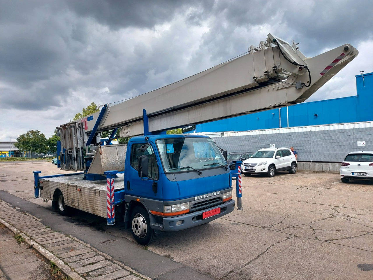 Mitsubishi CANTER DACHDECKER KLAAS AUTOKRAN - Autokraana: pilt 2 Mitsubishi CANTER DACHDECKER KLAAS AUTOKRAN - Autokraana: pilt 2
