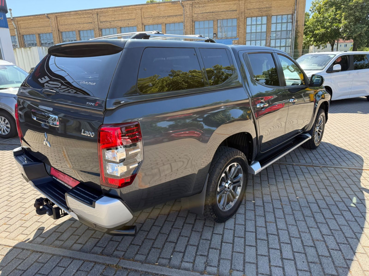 Mitsubishi L200 Basis Doppelkabine 4WD LED LEDER NAVI ACC - Maastur: pilt 4 Mitsubishi L200 Basis Doppelkabine 4WD LED LEDER NAVI ACC - Maastur: pilt 4