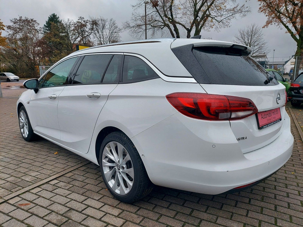 Opel Astra K Sports Tourer Innovation Navi LED - Universaal: pilt 4 Opel Astra K Sports Tourer Innovation Navi LED - Universaal: pilt 4