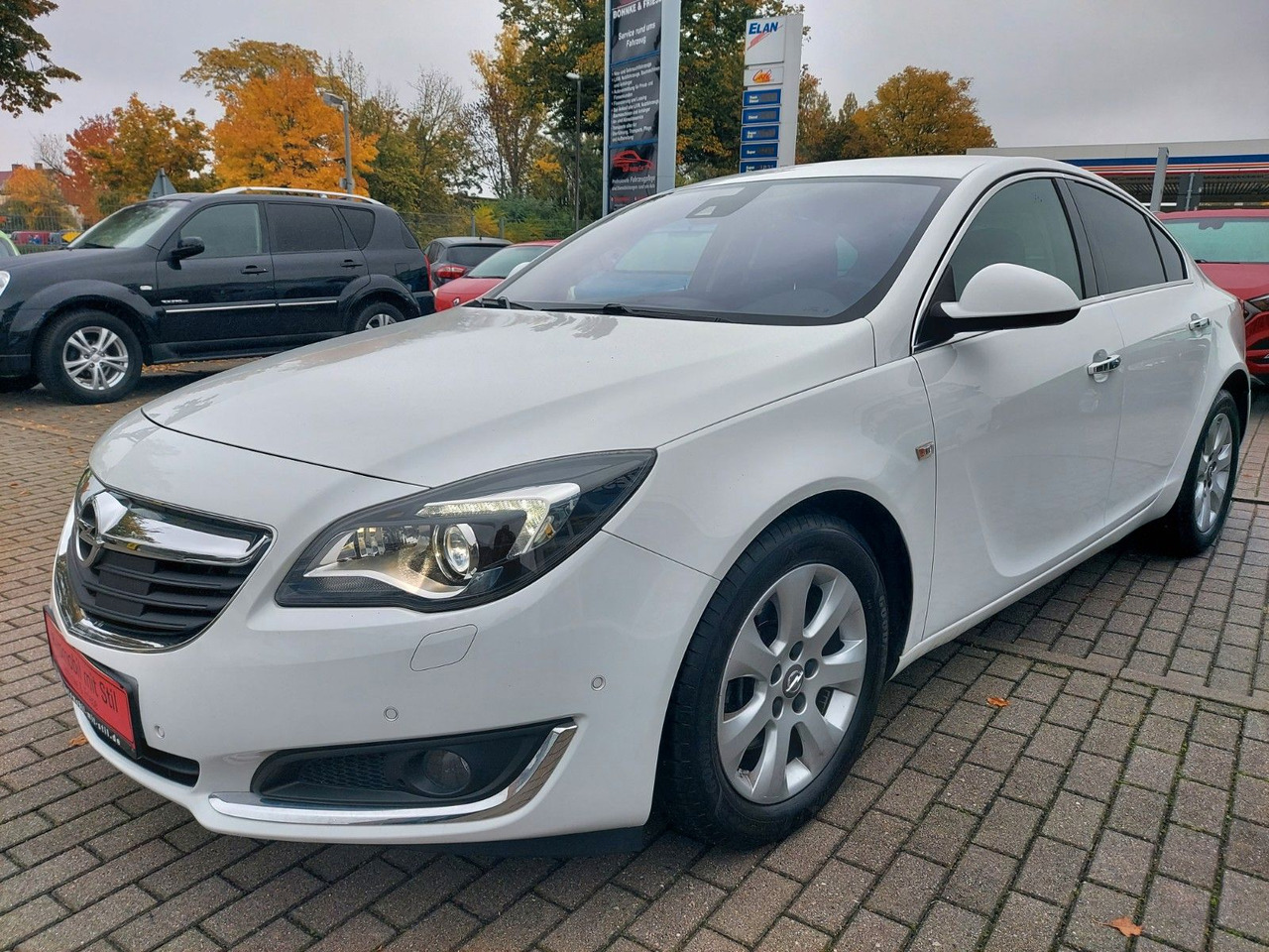 Opel Insignia A Lim. Automatik Leder Navi Xenon Led - Sedaan: pilt 5 Opel Insignia A Lim. Automatik Leder Navi Xenon Led - Sedaan: pilt 5