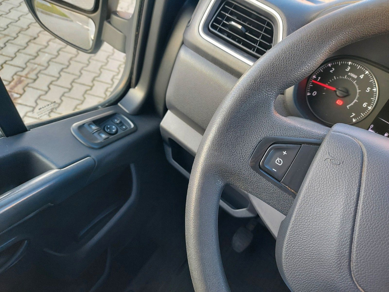 Opel Movano B Kasten Kombi HKa L3H2 3,5t liising Opel Movano B Kasten Kombi HKa L3H2 3,5t: pilt 15 Opel Movano B Kasten Kombi HKa L3H2 3,5t liising Opel Movano B Kasten Kombi HKa L3H2 3,5t: pilt 15