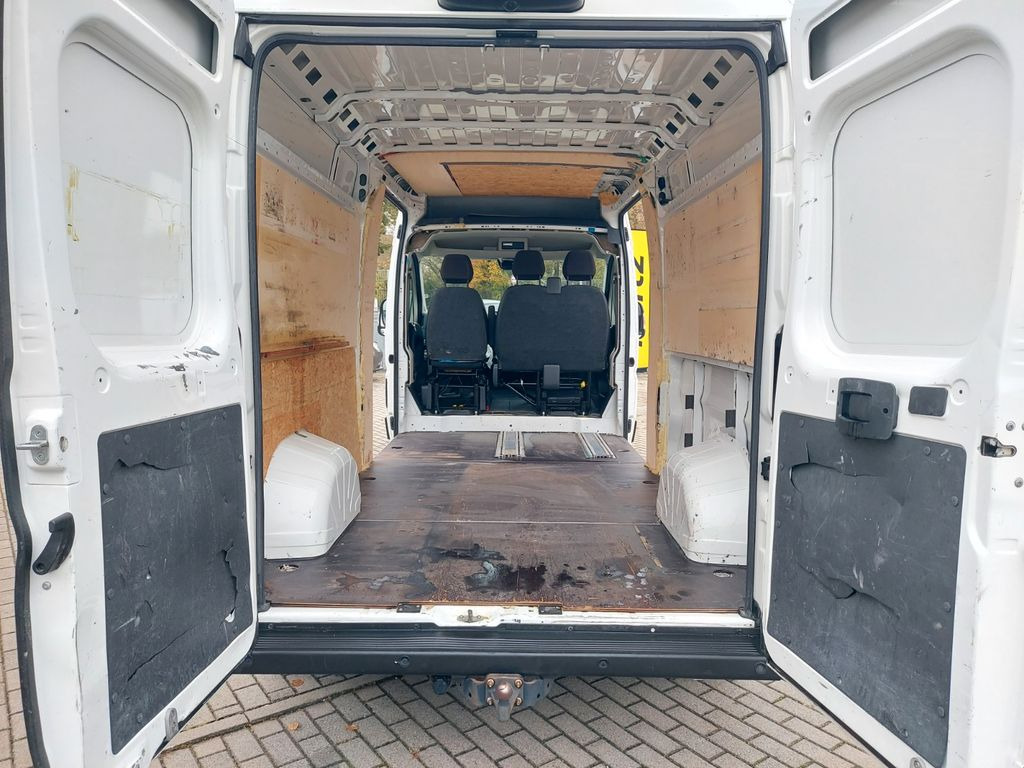 Peugeot Boxer Kasten Hoch L3H2 lang Klima 2x Schiebetür Peugeot Boxer Kasten Hoch L3H2 lang Klima 2x Schiebetür - Väikebuss, Mikrobuss: pilt 2 Peugeot Boxer Kasten Hoch L3H2 lang Klima 2x Schiebetür Peugeot Boxer Kasten Hoch L3H2 lang Klima 2x Schiebetür - Väikebuss, Mikrobuss: pilt 2