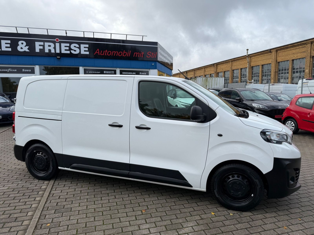 Peugeot Expert Kasten Premium L2 SHZ KLIMA STANDHEIZUNG - Mikrobuss: pilt 3 Peugeot Expert Kasten Premium L2 SHZ KLIMA STANDHEIZUNG - Mikrobuss: pilt 3