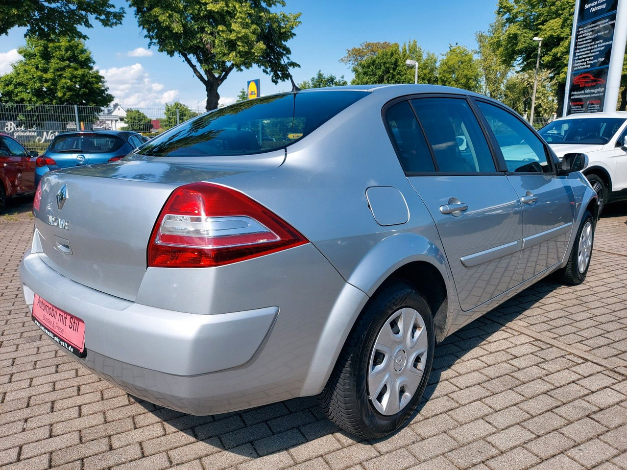 Renault Megane II Classic Lim. Avantage Klima Allwetter - Sedaan: pilt 5 Renault Megane II Classic Lim. Avantage Klima Allwetter - Sedaan: pilt 5