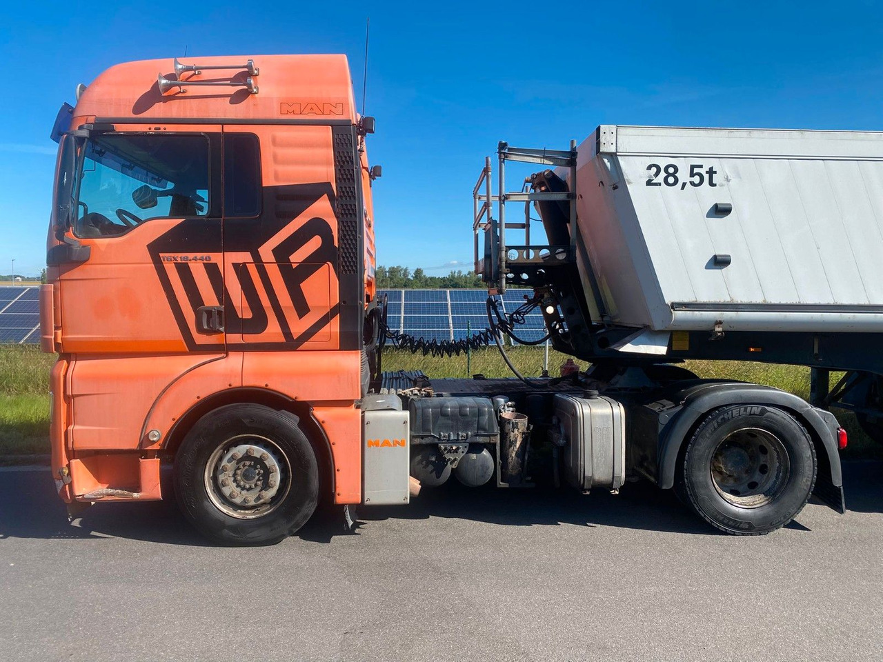 MAN TGX 18.440 4x2 KIPPHYDRAULIK - Sadulveok: pilt 5 MAN TGX 18.440 4x2 KIPPHYDRAULIK - Sadulveok: pilt 5