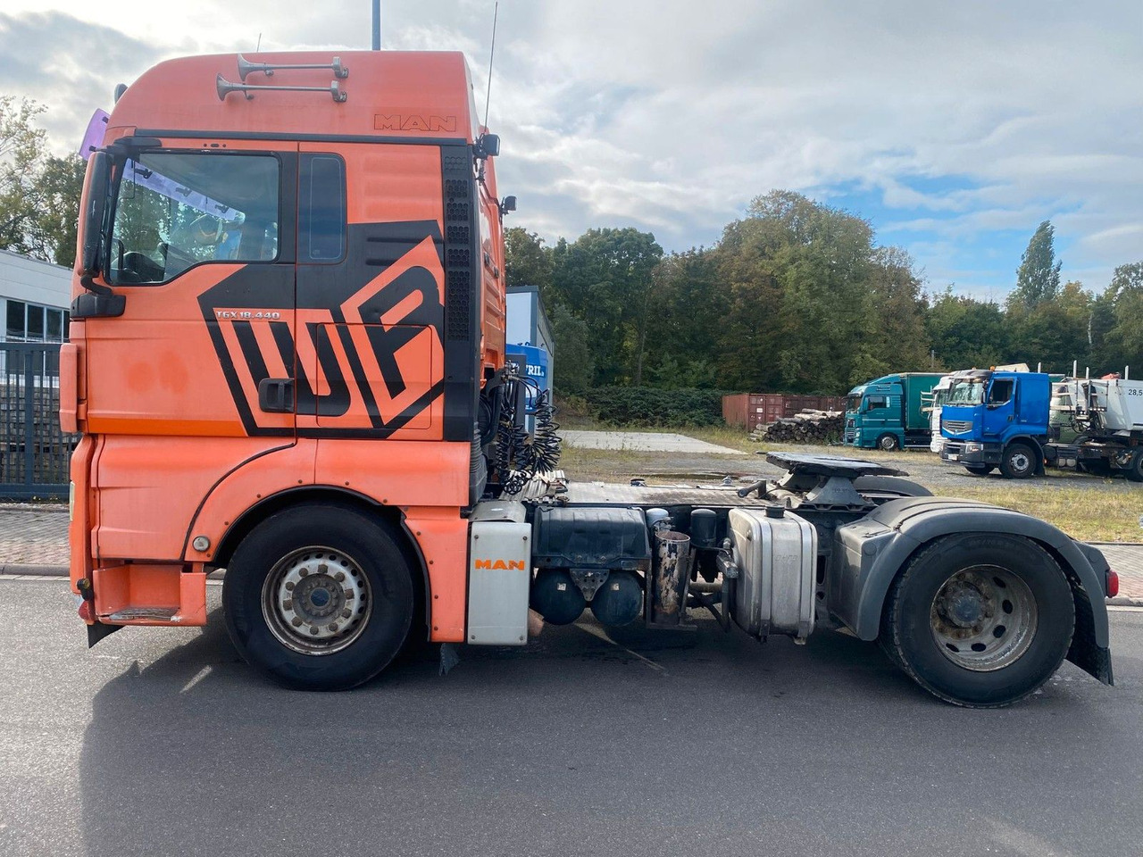 MAN TGX 18.440 4x2 KIPPHYDRAULIK - Sadulveok: pilt 1 MAN TGX 18.440 4x2 KIPPHYDRAULIK - Sadulveok: pilt 1