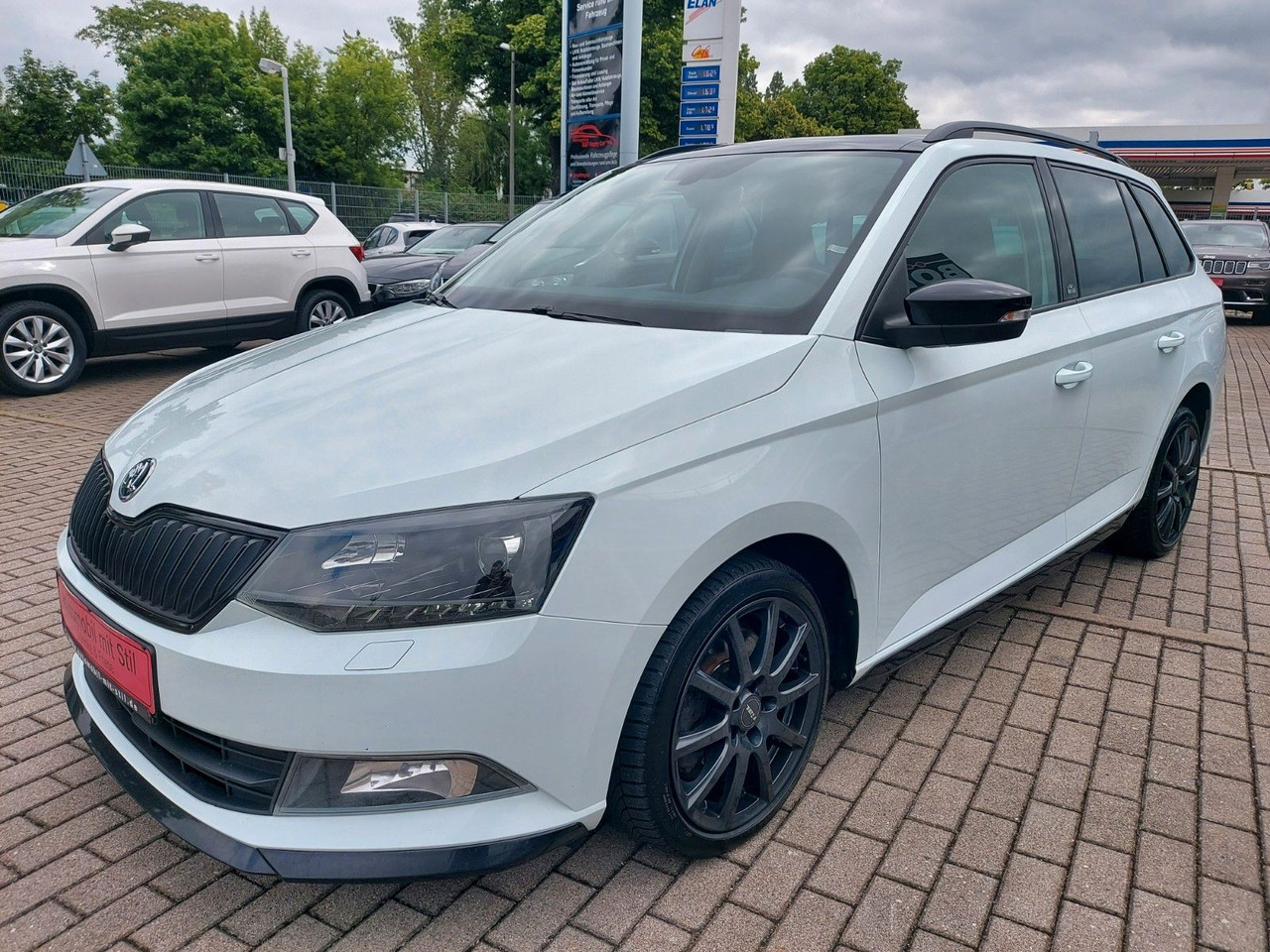 Skoda Fabia Combi Active RS XENON PDC SHZ TEMPOMAT - Auto: pilt 4 Skoda Fabia Combi Active RS XENON PDC SHZ TEMPOMAT - Auto: pilt 4