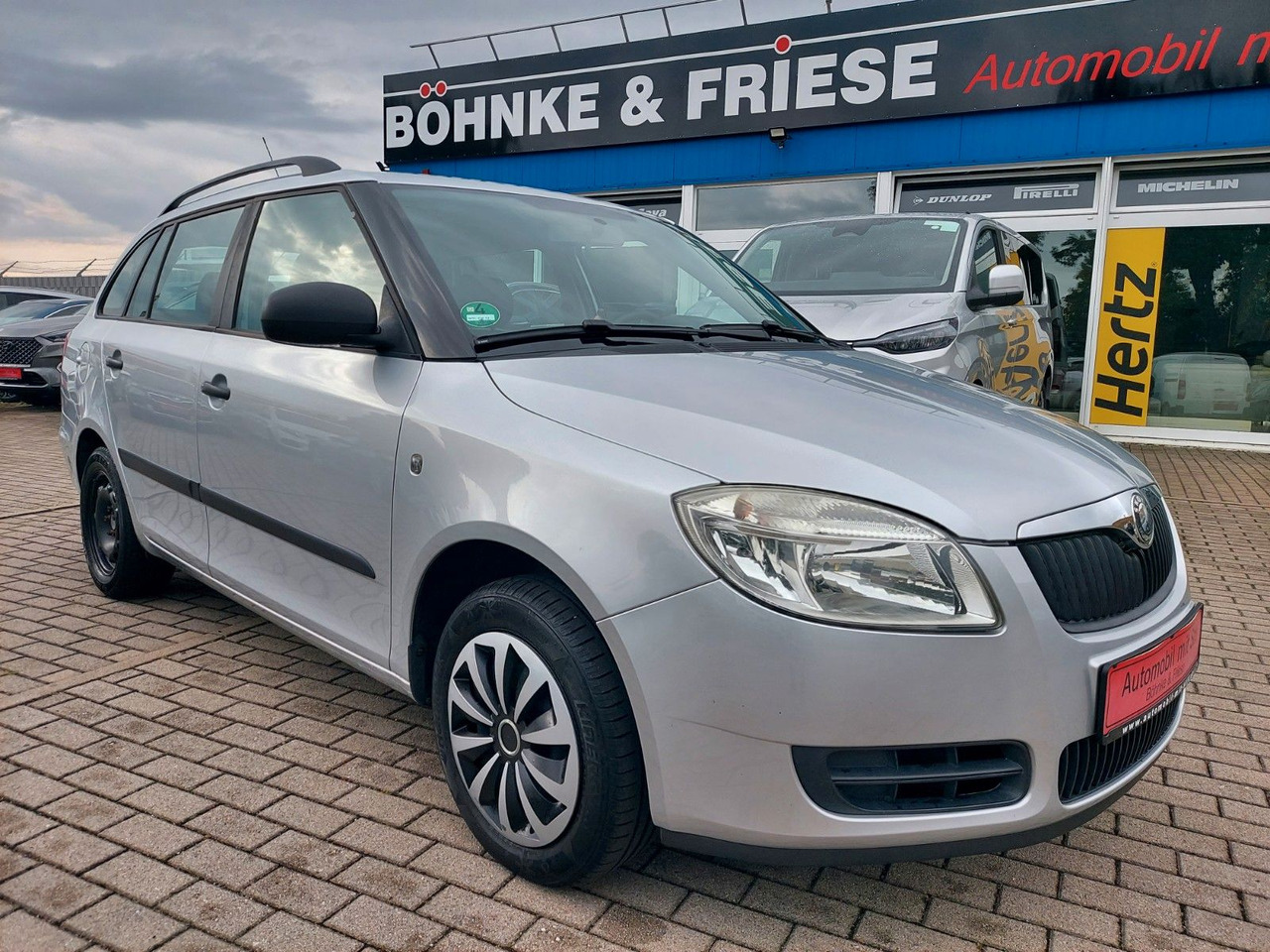 Skoda Fabia Combi Cool Edition Klima AHK - Universaal: pilt 1 Skoda Fabia Combi Cool Edition Klima AHK - Universaal: pilt 1