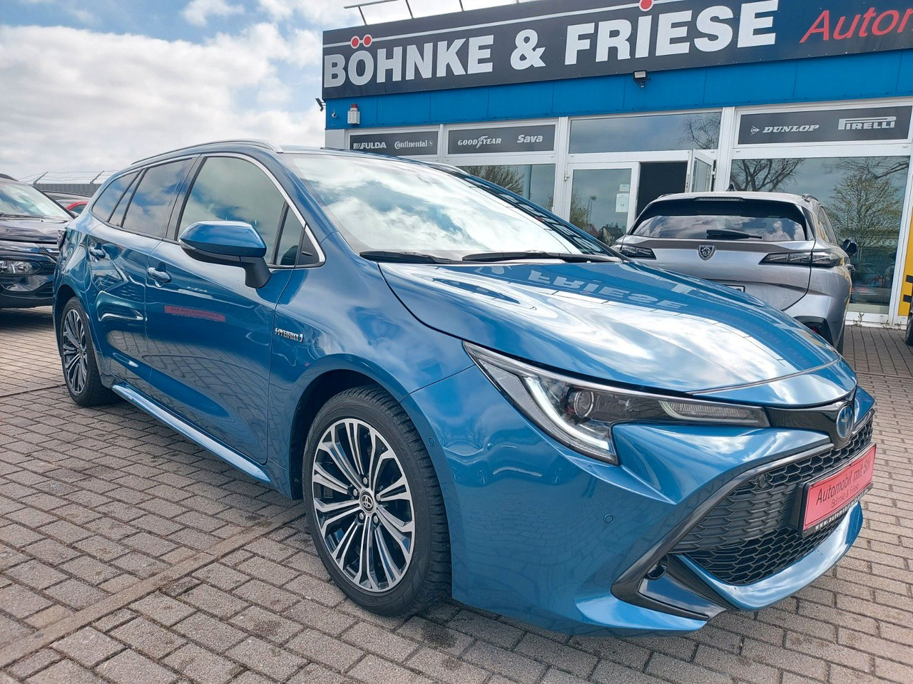 Toyota Corolla Touring Sports Hybrid Lounge Assist DAB - Auto: pilt 1 Toyota Corolla Touring Sports Hybrid Lounge Assist DAB - Auto: pilt 1