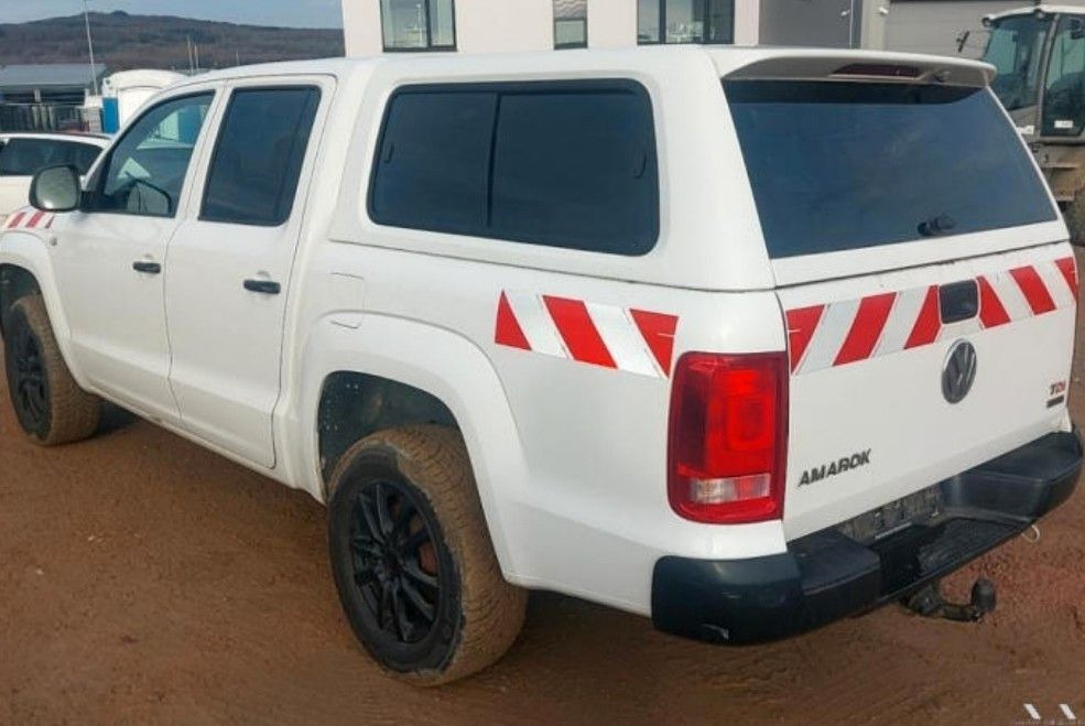 Volkswagen Amarok Basis DoubleCab DSG Autom. Klima - Maastur: pilt 1 Volkswagen Amarok Basis DoubleCab DSG Autom. Klima - Maastur: pilt 1