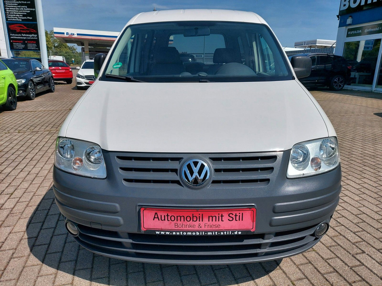 Volkswagen Caddy Kombi 1.9 Tdi Klima max. 5 Sitze AHK - Mikrobuss: pilt 3 Volkswagen Caddy Kombi 1.9 Tdi Klima max. 5 Sitze AHK - Mikrobuss: pilt 3
