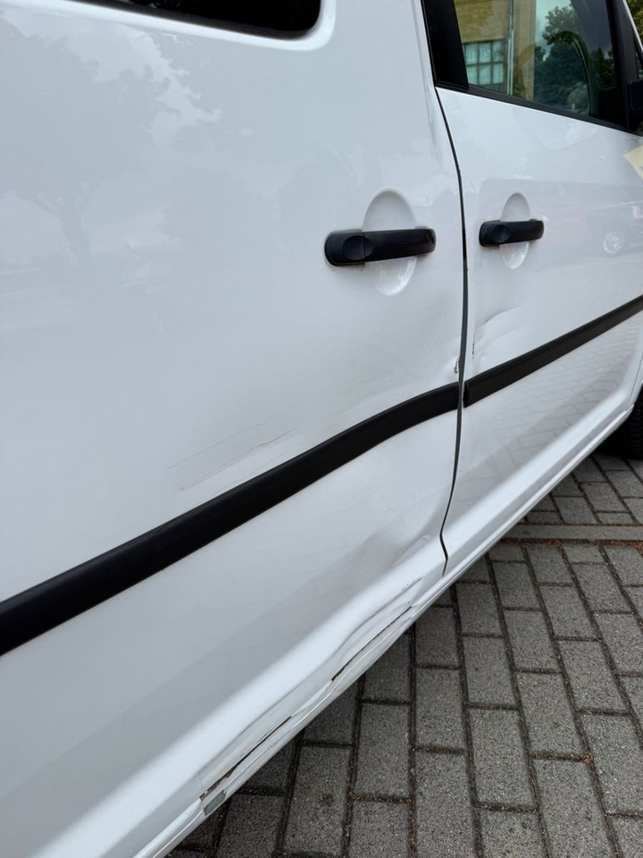 Volkswagen Caddy Maxi KastenKombi 5 SITZER KLIMAA SHZ AHK - Mikrobuss: pilt 5 Volkswagen Caddy Maxi KastenKombi 5 SITZER KLIMAA SHZ AHK - Mikrobuss: pilt 5