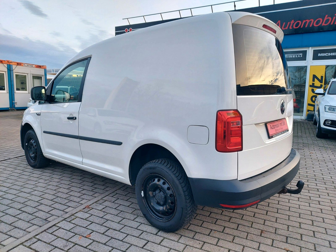 Volkswagen Caddy Nfz Kasten 4Motion 4x4 Klima - Mikrobuss: pilt 5 Volkswagen Caddy Nfz Kasten 4Motion 4x4 Klima - Mikrobuss: pilt 5