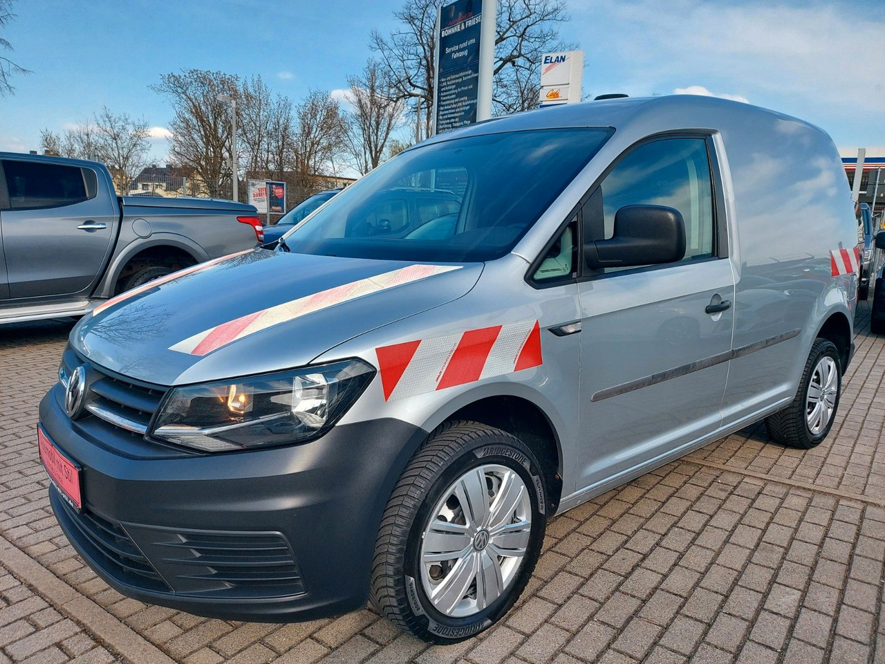 Volkswagen Caddy Nfz Kasten BMT 4Motion Navi Klima Standhei - Mikrobuss: pilt 5 Volkswagen Caddy Nfz Kasten BMT 4Motion Navi Klima Standhei - Mikrobuss: pilt 5