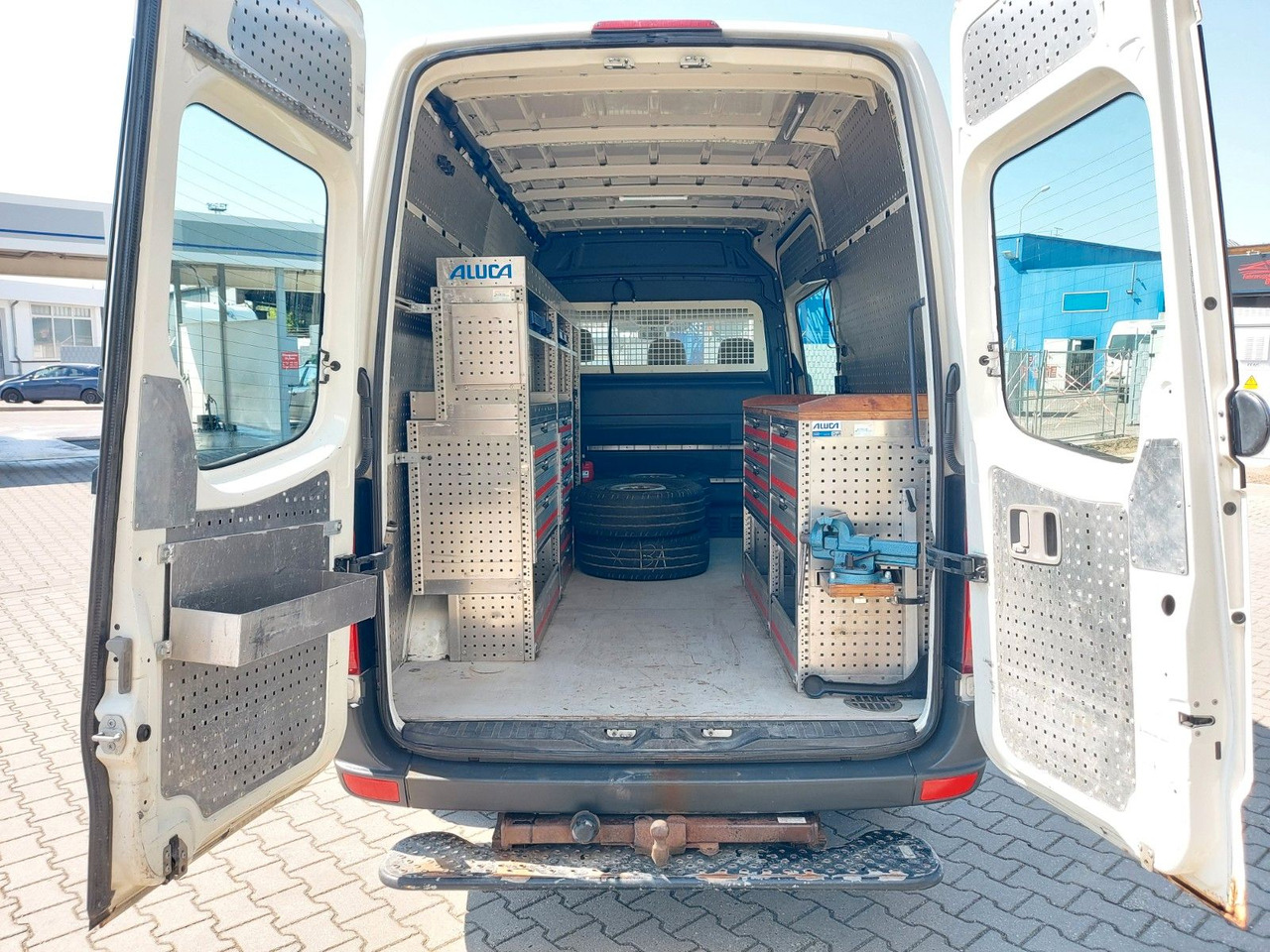 Volkswagen Crafter Kasten 35 mittel L2H2 Hochdach KLIMA AHK - Mikrobuss: pilt 2 Volkswagen Crafter Kasten 35 mittel L2H2 Hochdach KLIMA AHK - Mikrobuss: pilt 2