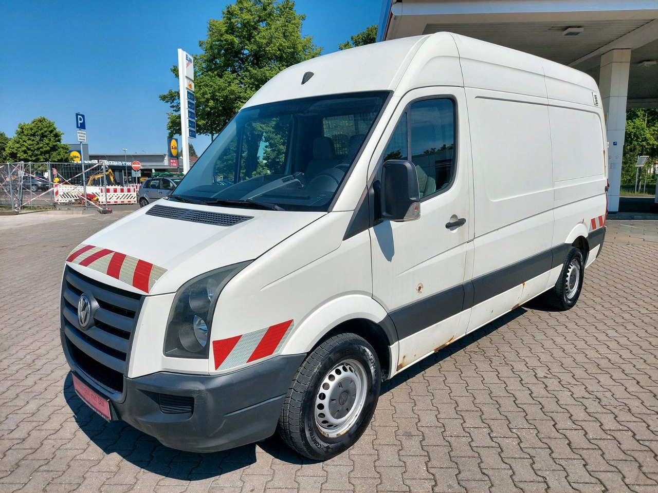 Volkswagen Crafter Kasten 35 mittel L2H2 Hochdach KLIMA AHK - Mikrobuss: pilt 4 Volkswagen Crafter Kasten 35 mittel L2H2 Hochdach KLIMA AHK - Mikrobuss: pilt 4